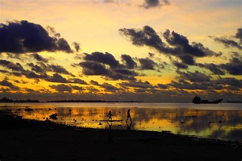 Kiribati Sunrise Sunset Times