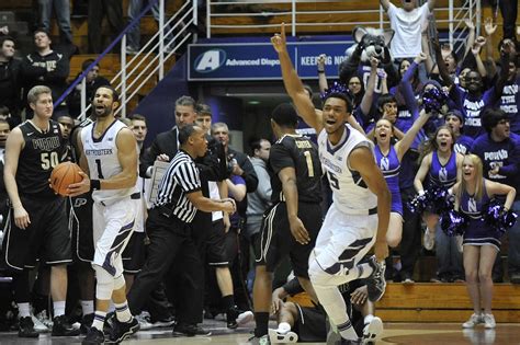 Northwestern Wildcats basketball: A funny thing happened on the way to ...