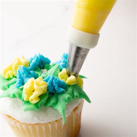 Ateco 140 Drop Flower Piping Tip With Bar