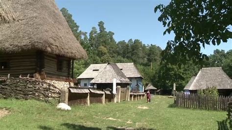 Un Muzeu Din Sibiu Promoveaza Casele Traditionale Romanesti Cat Te