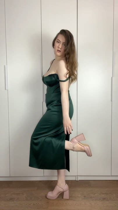 Когда впервые надела корсажное платье на выход😂 #швейныйблог # ...