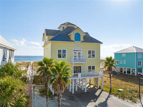 A Small-Town Beach Paradise Awaits on Alabama’s Gulf Coast - Mansion Global