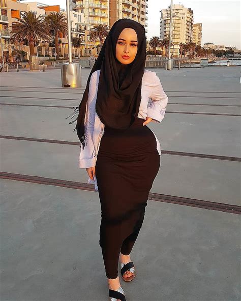 SEXY ARAB HIJAB TURKISH BABE NICE FEET Photo 21 26 X3vid