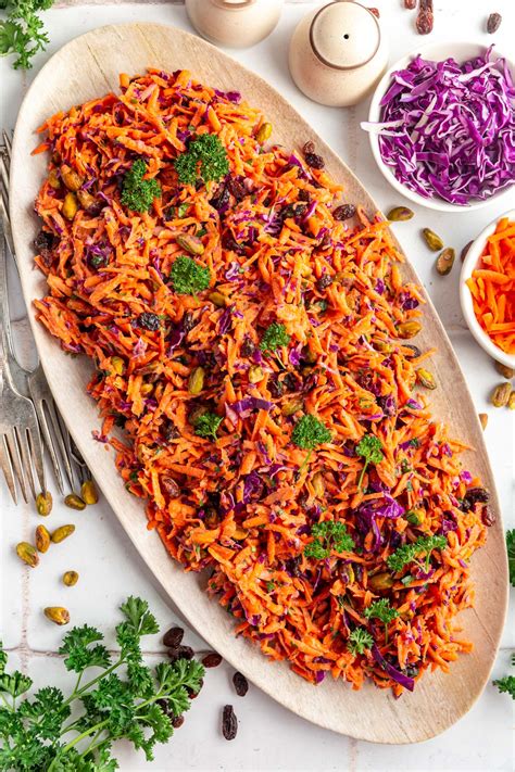 Healthy Carrot Raisin Salad With Cabbage Vegan