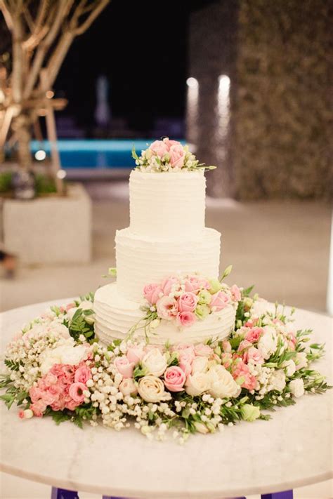 Romantic Thailand Destination Wedding In 2020 Beautiful Wedding Cakes