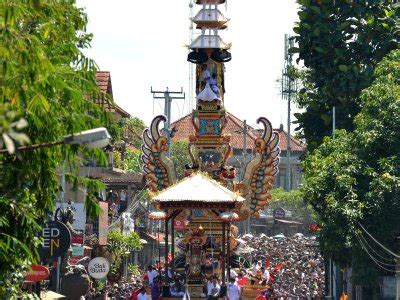 Upacara Pelebon Tokoh Ubud Bali Antara Foto