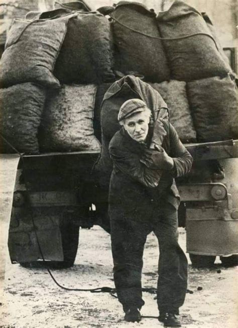 Épinglé par Michèle Mandeville sur vieux metiers Photos anciennes