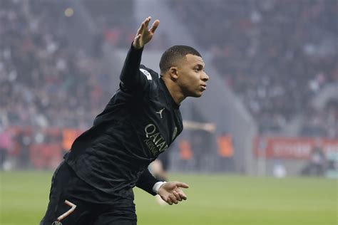 Chelsea Are Now Interested In Kylian Mbappe But Face Huge Obstacle