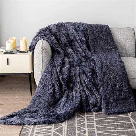 Amazon Pawque Faux Fur Blankets Queen Size 60x80 Inches Super