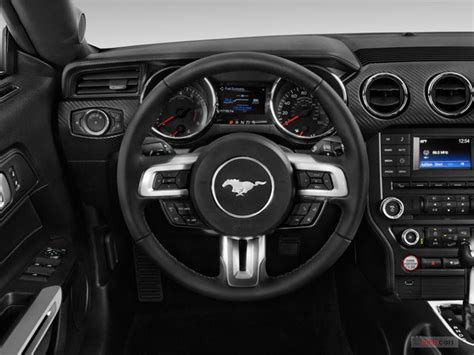 2016 Ford Mustang: 128 Interior Photos | U.S. News