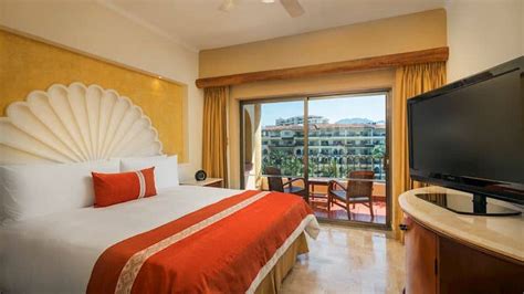 3-Bedroom Family Suite | Puerto Vallarta Family Suites | Velas Vallarta