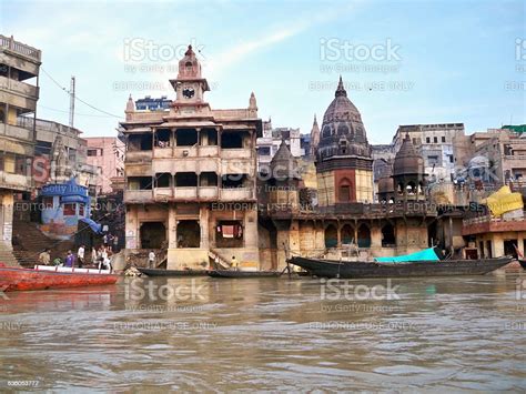 Varanasi Ghat Architecture Stock Photo - Download Image Now - 2015 ...