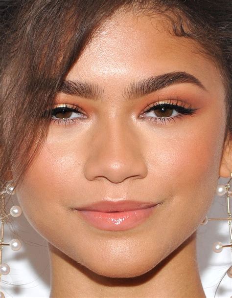 Close Up Of Zendaya At The Women Making History Awards In