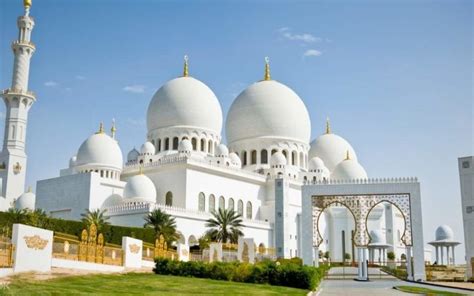 10 Masjid Terbesar Di Dunia Tebak Masjid Istiqlal Di Peringkat Berapa