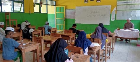 Ekstrakurikuler Kaligrafi Wadah Pengembangan Minat Dan Bakat Siswa