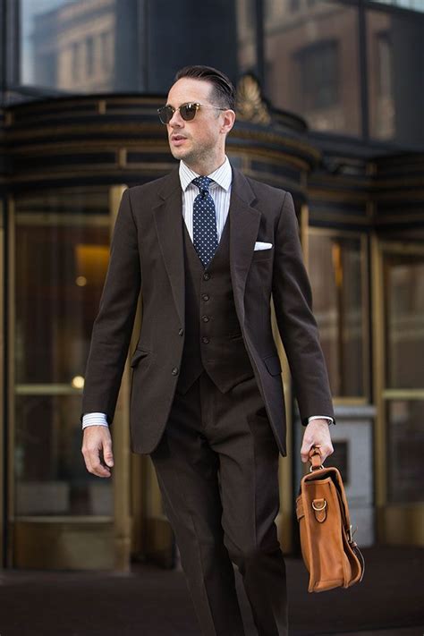 Classic Brown Suit For Men Perfect For Formal Occasions