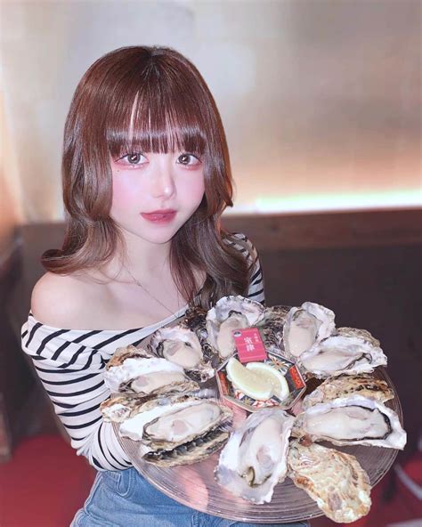 りなたろすさんのインスタグラム写真 りなたろすInstagram 何個食べても生牡蠣1個99円 13周年記念を迎えた