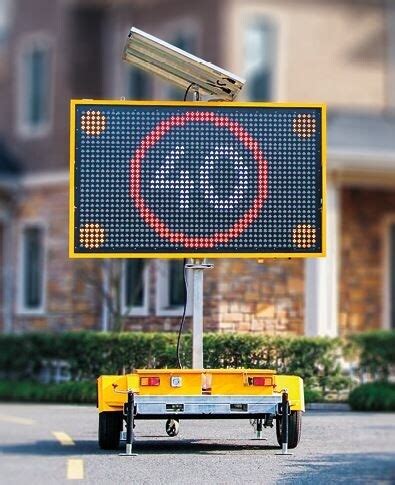 VMS Message Board Signs | Traffic Management | Site Safety & Security