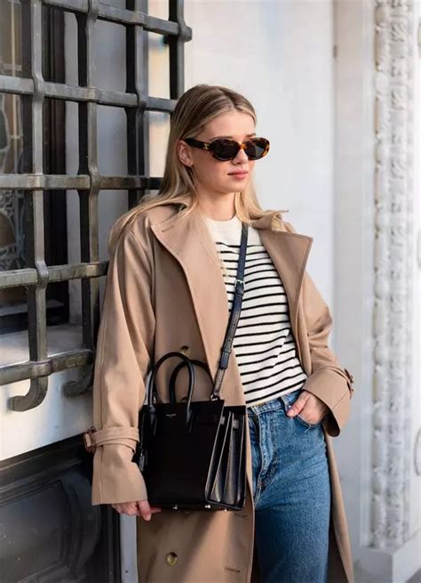 How To Style A Trench Coat According To An Expert 3 Trench Coat Outfits