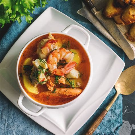 C Mo Hacer La Mejor Sopa De Pescado Y Marisco Foto