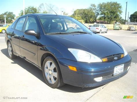 Twilight Blue Metallic Ford Focus Zts Sedan Photo