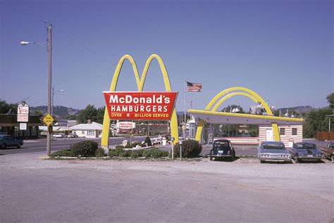 McDonald's 'Golden Arches' aren't actually the letter M - they have a ...