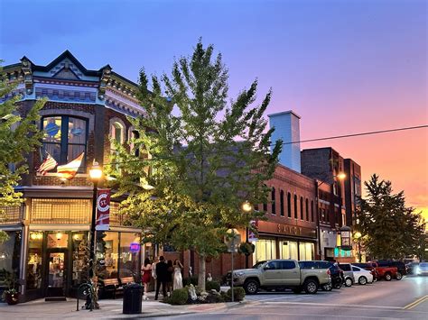 Local Businesses Thrive through Joplin Missouri Marketplace Partnerships 7