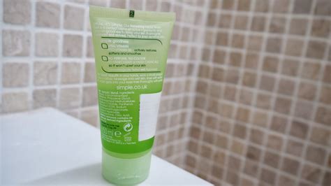 MACHER ONLINE: REVIEW : Simple Facial Wash Gel