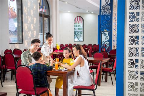 Vé thương gia Vietnam Airlines: Đặc quyền & giá vé 2025 