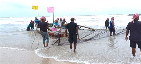 The Goan EveryDay: Fishermen pray for calm seas, bountiful catch