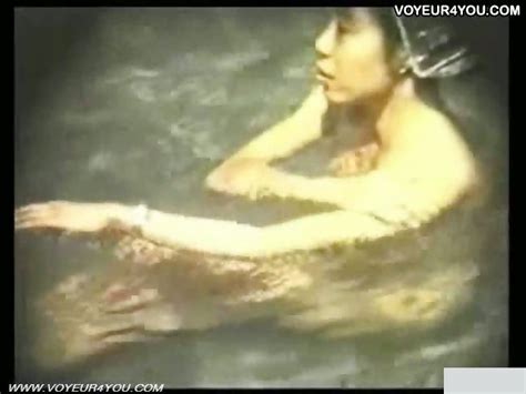 Close Up Hot Spring Shower At DrTuber