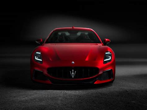 Maserati Reveals All-electric GranTurismo Along With Petrol-powered ...