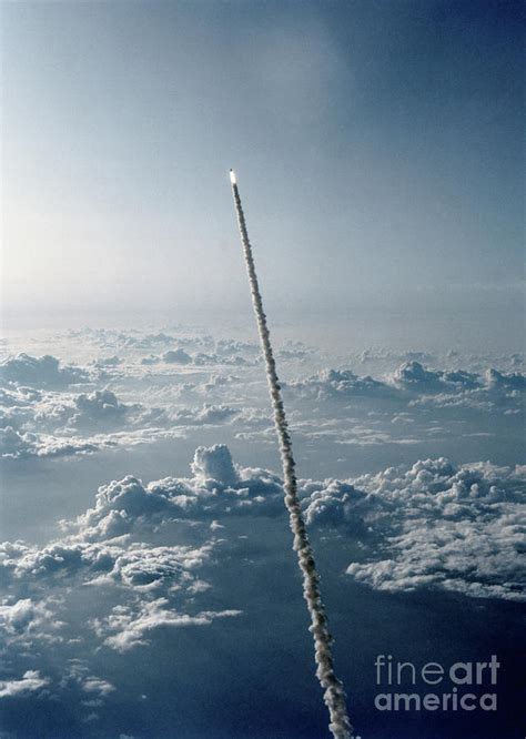 Space Shuttle Challenger Leaving Earth Photograph by Bettmann | Fine ...