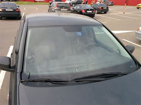 Дефлекторы на лобовое стекло — Volkswagen Polo Sedan, 1,6 л, 2013 года ...