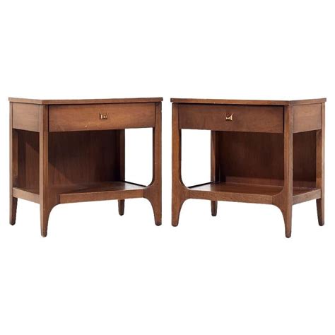 Pair Of Broyhill Brasilia Mid Century Modern Walnut Twin Beds At