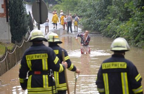 Stuttgart Unwetter Qajdml Yl Oiom Nach Dem Schweren Unwetter In