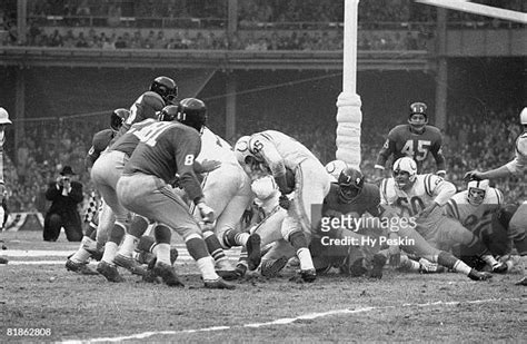 131 1958 Nfl Championship Stock Photos, High-Res Pictures, and Images - Getty Images