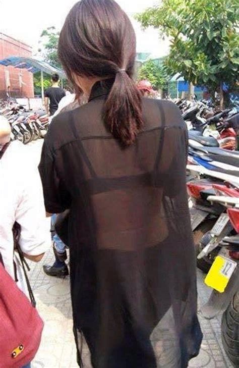 Nữ sinh mặc bikini đi thi để chống gian lận vẫn chưa gây nhức mắt bằng kiểu mặc này Thời trang