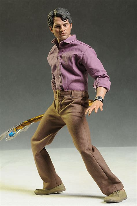 Review And Photos Of Avengers Bruce Banner 1 6th Action Figure By Hot Toys