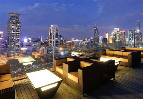 Renaissance Shanghai Yu Garden Hotel | Shanghai hotels, Hotel, Downtown ...