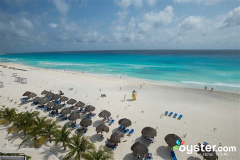 Flamingo Cancun Resort Review: What To REALLY Expect If You Stay