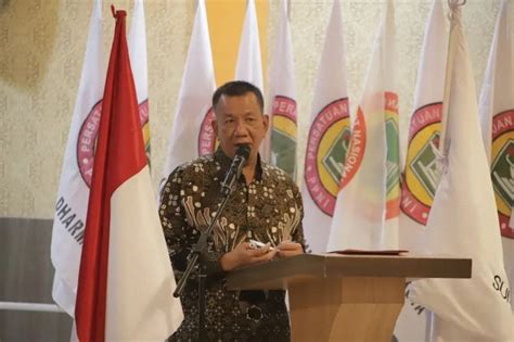 Pada 2023 Bupati Pesisir Selatan Targetkan 85 Persen Masyarakat Miliki