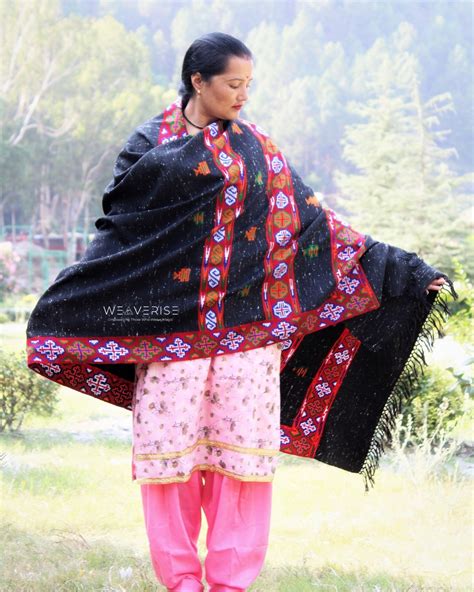 Luxurious Kinnauri Wool Shawl With Handwoven Design MS Black