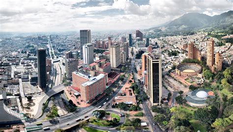 Panorámica De Bogotá Peter Lievanopeter Lievano