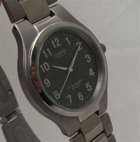 Casio Lineage Titanium - men's wristwatch - Catawiki