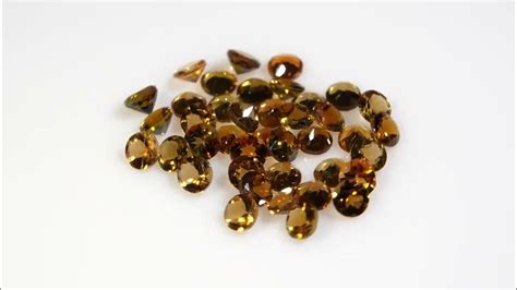 Натуральный жовтий Турмалин Дравит круг 3.9мм 0.24ct - YouTube