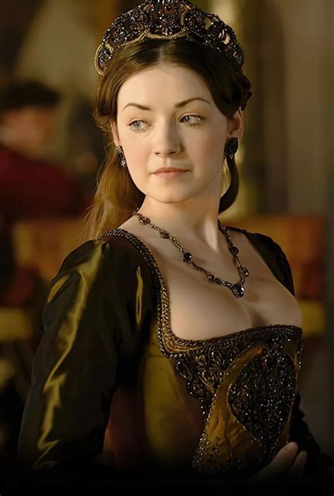 Sarah Bolger As Mary Tudor Tudor Fashion