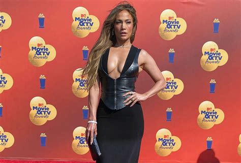 MTV Movie & TV Awards 2022 red carpet: See looks from Jennifer Lopez ...