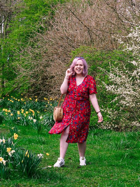 Navigating The Tricky World Of Summer Body Confidence And How I Ve Stopped Giving A Fuck