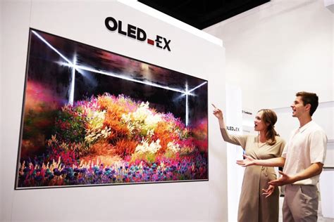 Как выбрать монитор с OLED-матрицей? Преимущества и недостатки дисплея